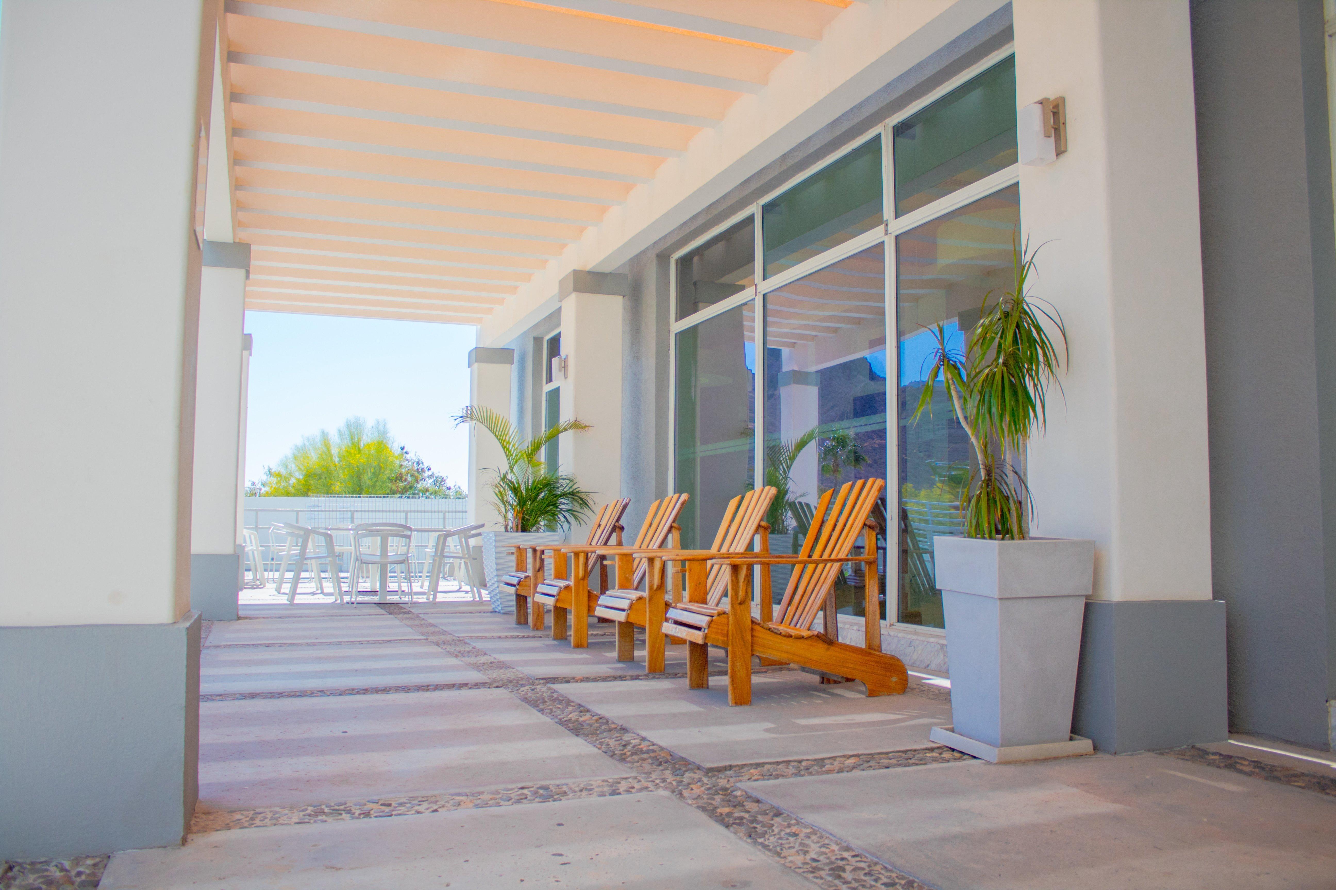 Holiday Inn Express Guaymas By Ihg Buitenkant foto The hotel's lobby